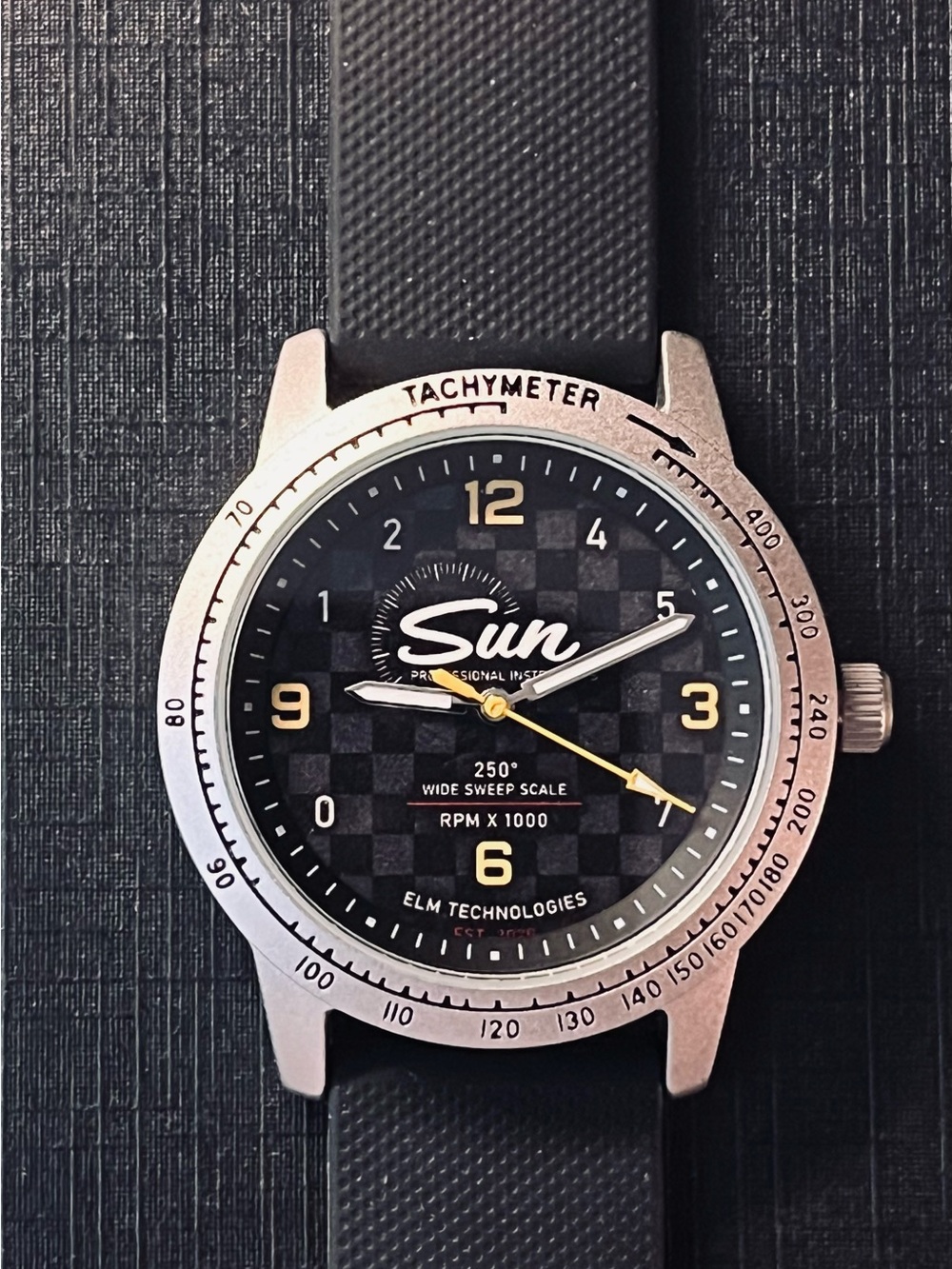 Watch, New Vintage automotive gauge advertisement